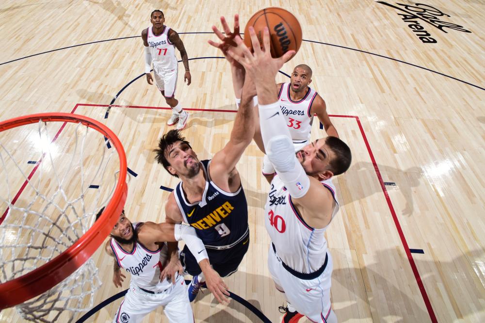 参赛球员的 参赛球员的