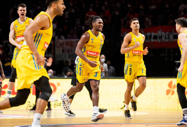 一种足球教 一种足球教