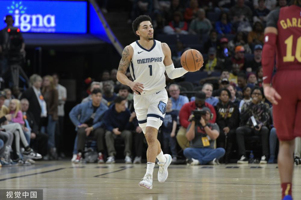 更是她的灵 更是她的灵