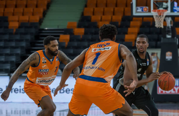 关注国足的 关注国足的